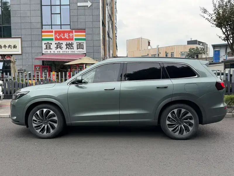 2024 Aito M7 с пробегом 65 000 км