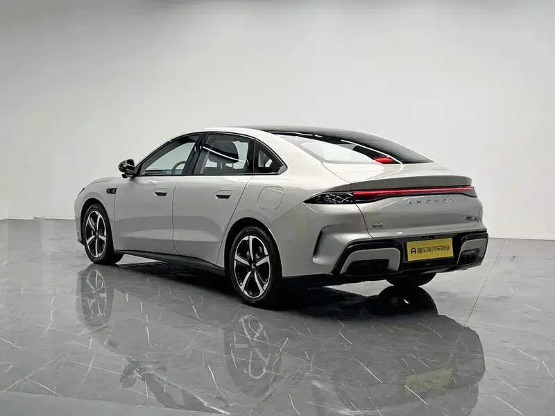 2026 Arcfox S3 с пробегом 3 900 км