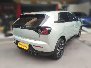 2025 Arcfox T1 с пробегом 13 700 км