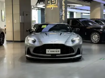 2024 Aston Martin DB12 с пробегом 100 км