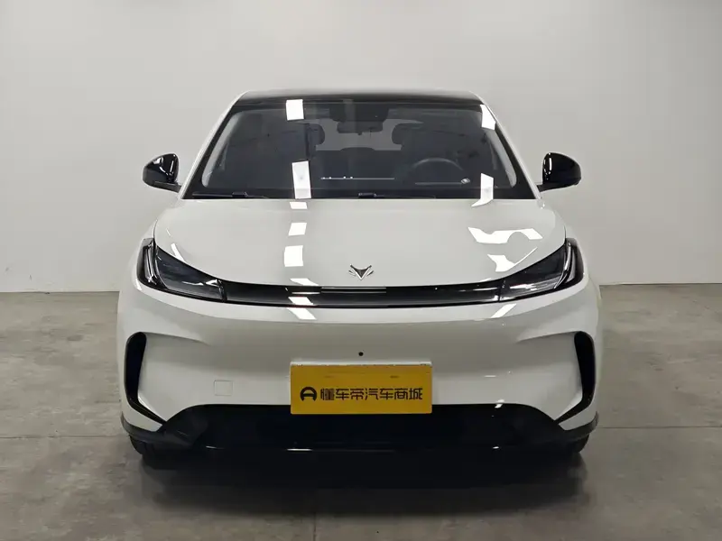 2025 Arcfox T1 с пробегом 19 200 км
