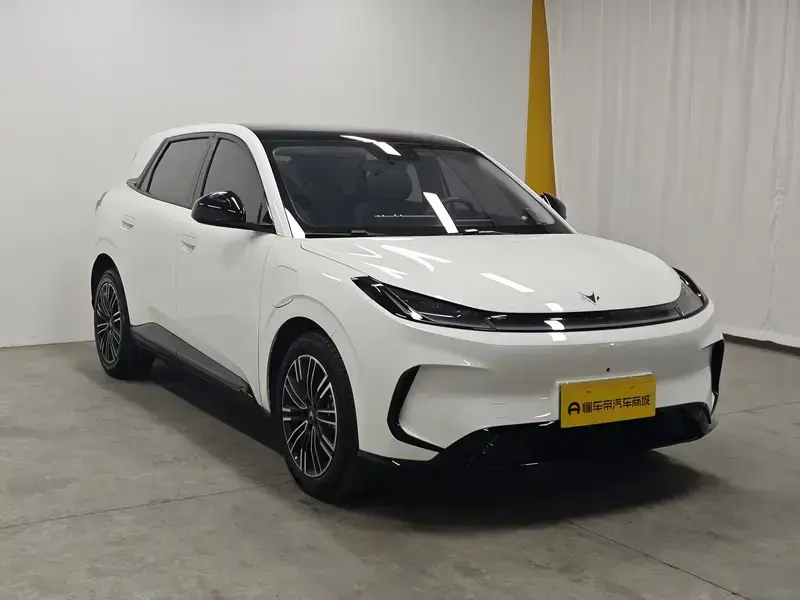 2025 Arcfox T1 с пробегом 19 200 км