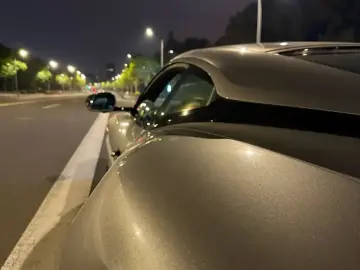 2024 Aston Martin DB12 с пробегом 7 500 км