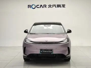 2025 Arcfox T1 с пробегом 9 000 км