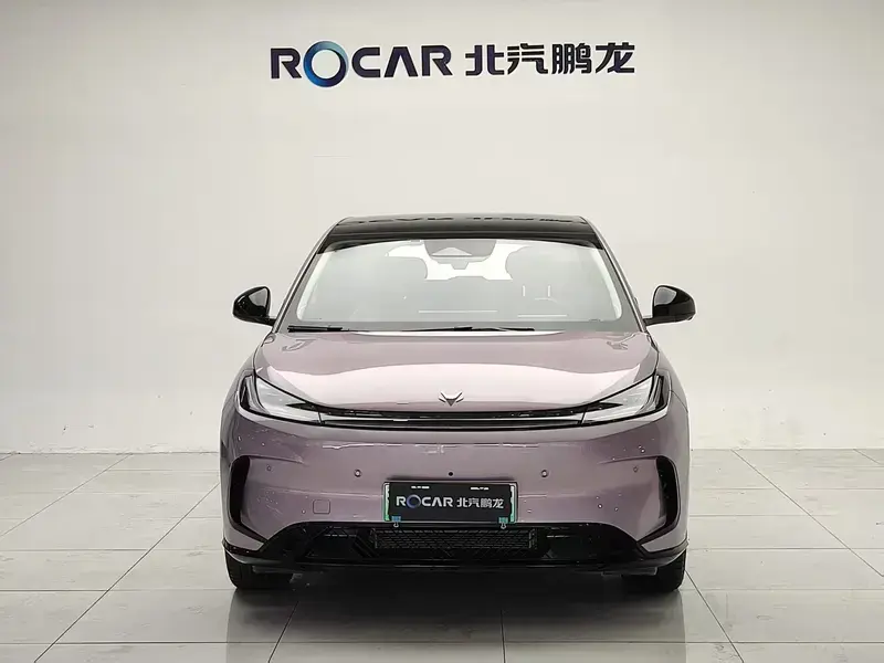 2025 Arcfox T1 с пробегом 9 000 км