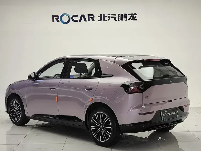 2025 Arcfox T1 с пробегом 9 000 км
