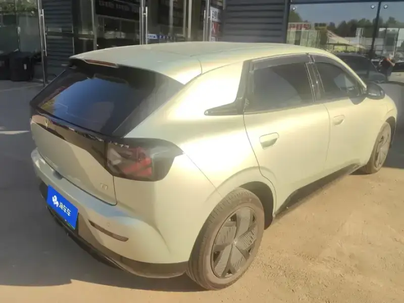 2025 Arcfox T1 с пробегом 30 000 км