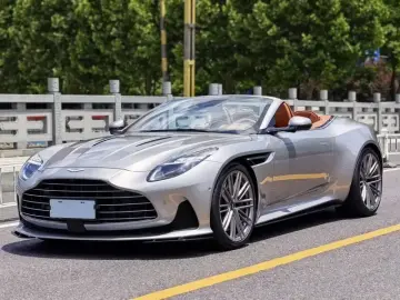 Aston Martin DB12