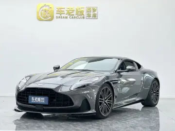 Aston Martin DB12