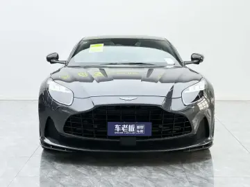 2024 Aston Martin DB12 с пробегом 100 км