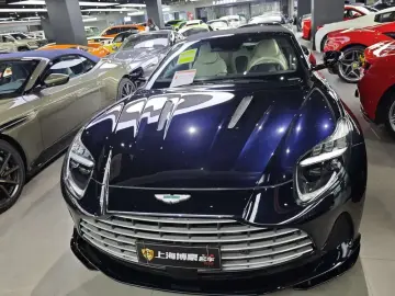 2025 Aston Martin DB12 с пробегом 100 км