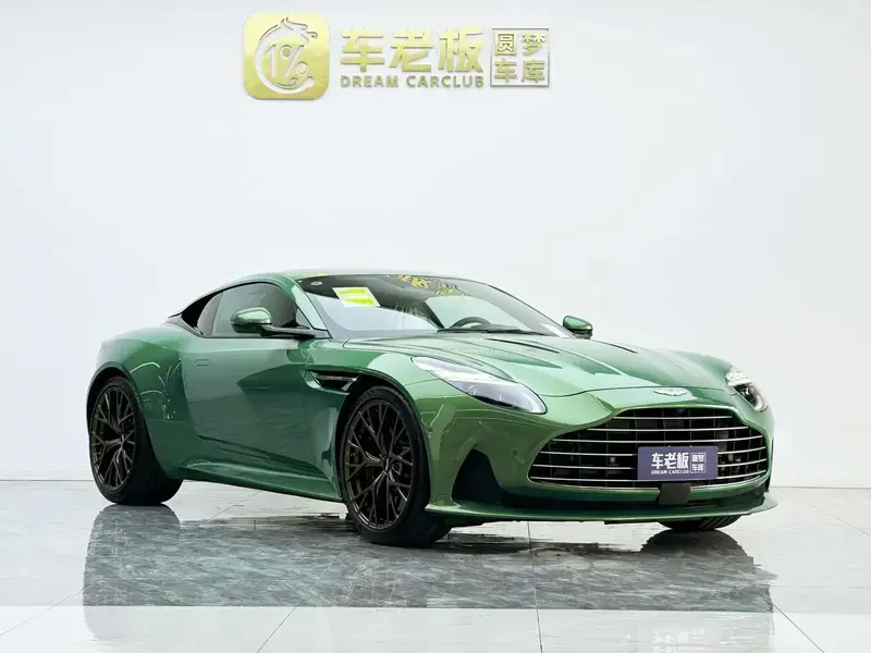 2024 Aston Martin DB12 с пробегом 100 км