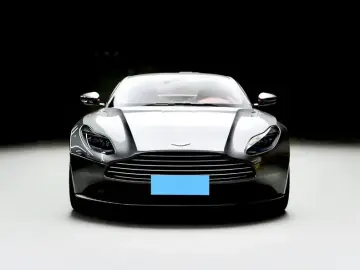 2022 Aston Martin DB11 с пробегом 17 000 км