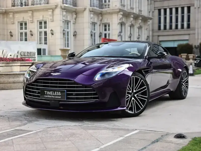 2024 Aston Martin DB12 с пробегом 100 км