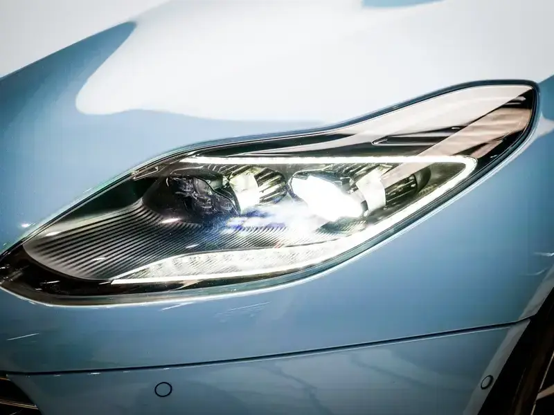 2019 Aston Martin DB11 с пробегом 21 000 км