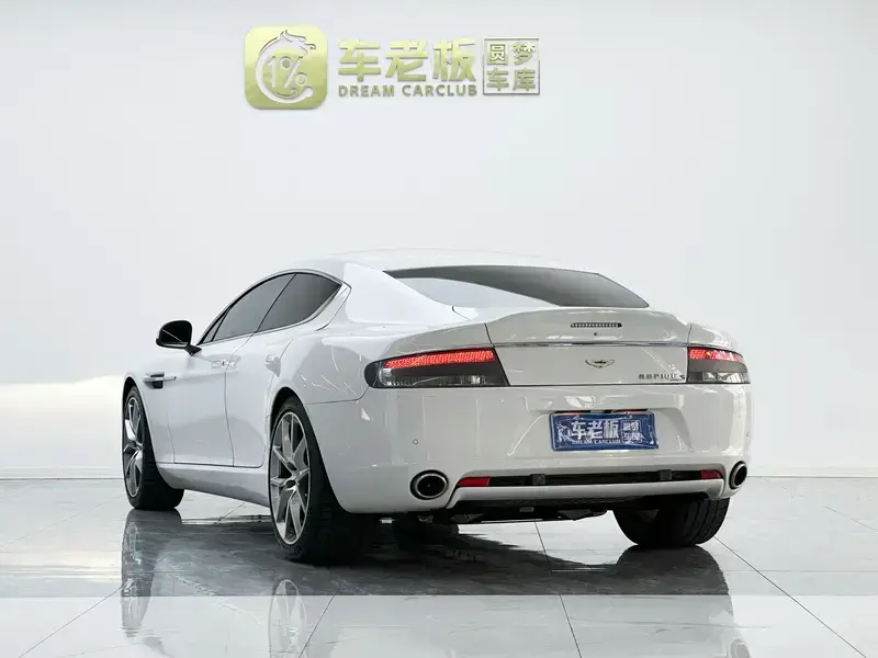 2014 Aston Martin Rapide с пробегом 26 000 км