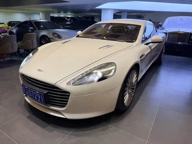 2013 Aston Martin Rapide с пробегом 50 000 км