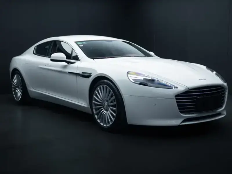 2015 Aston Martin Rapide с пробегом 17 000 км