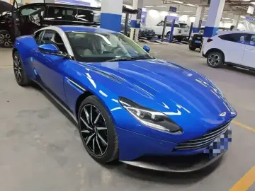 2019 Aston Martin DB11 с пробегом 33 000 км
