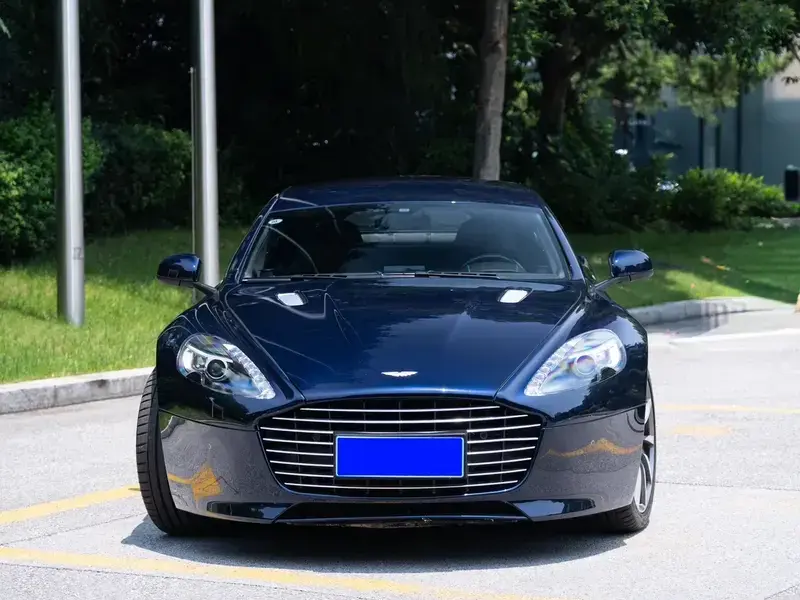 2016 Aston Martin Rapide с пробегом 16 000 км