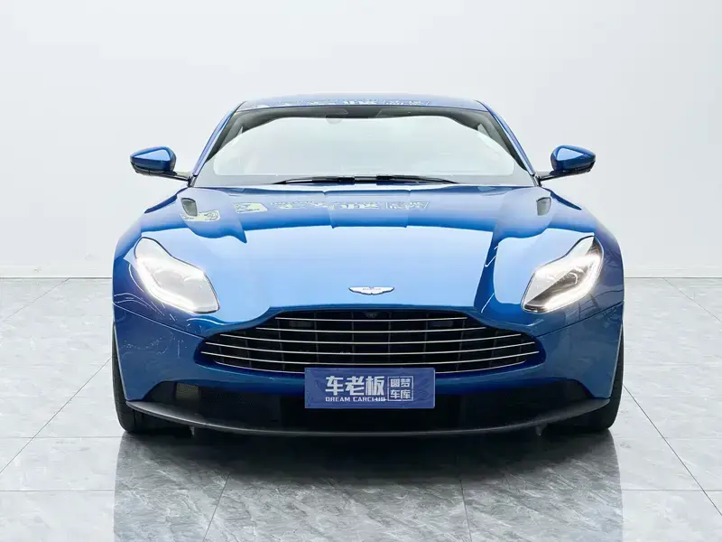 2019 Aston Martin DB11 с пробегом 26 100 км