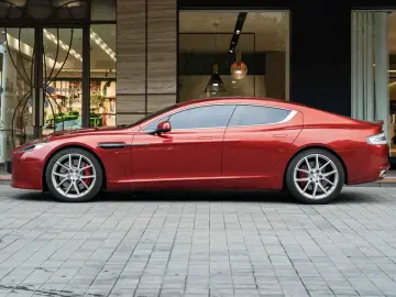 2013 Aston Martin Rapide с пробегом 10 000 км