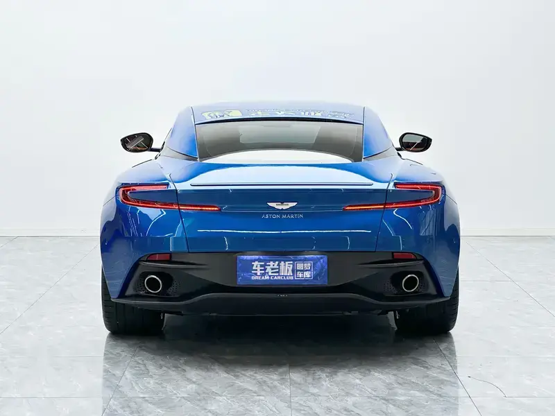 2019 Aston Martin DB11 с пробегом 26 100 км