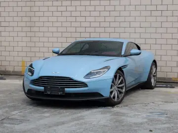 Aston Martin DB11