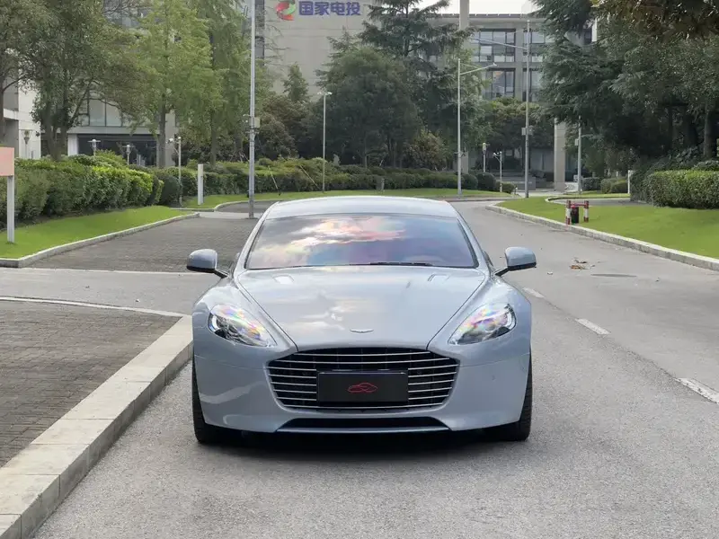 2016 Aston Martin Rapide с пробегом 40 000 км