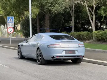 2016 Aston Martin Rapide с пробегом 40 000 км