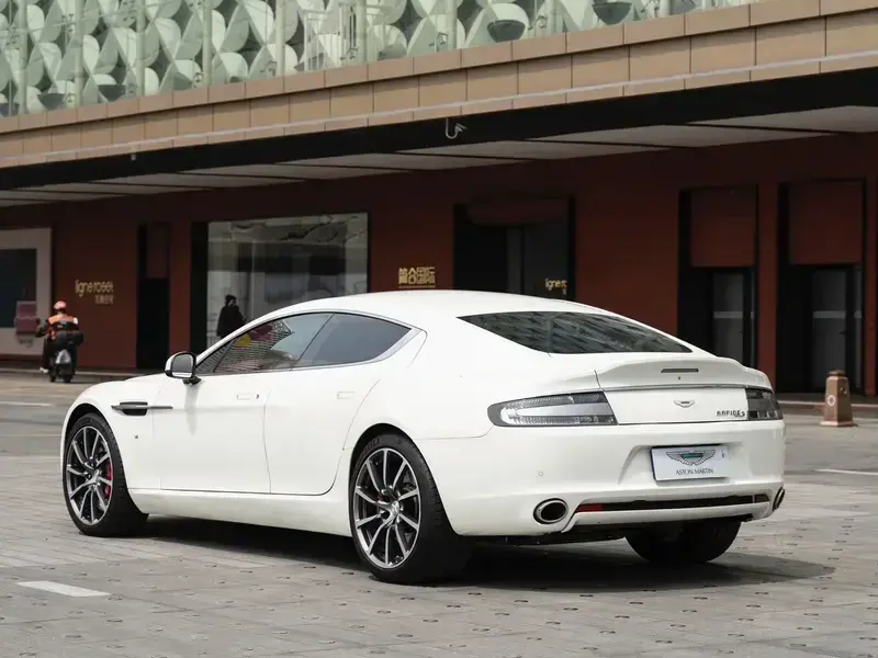 2016 Aston Martin Rapide с пробегом 28 000 км