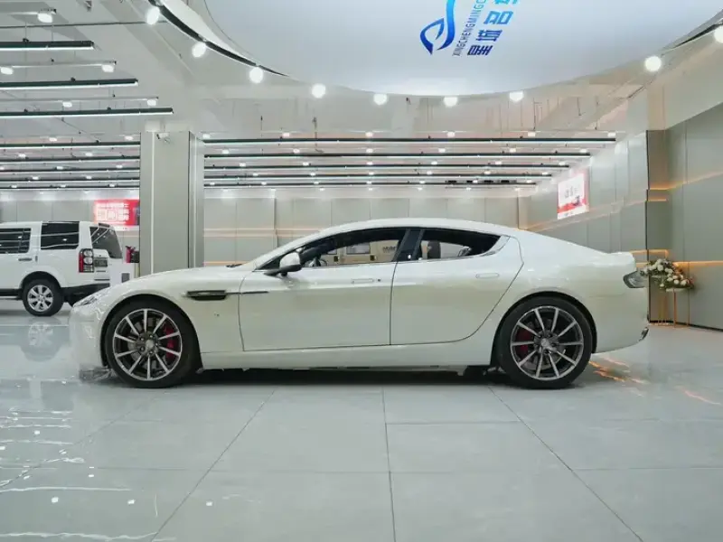 2017 Aston Martin Rapide с пробегом 42 000 км