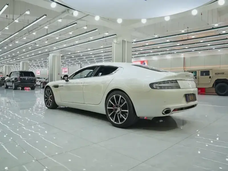 2017 Aston Martin Rapide с пробегом 42 000 км