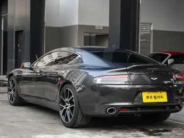 2013 Aston Martin Rapide с пробегом 14 000 км