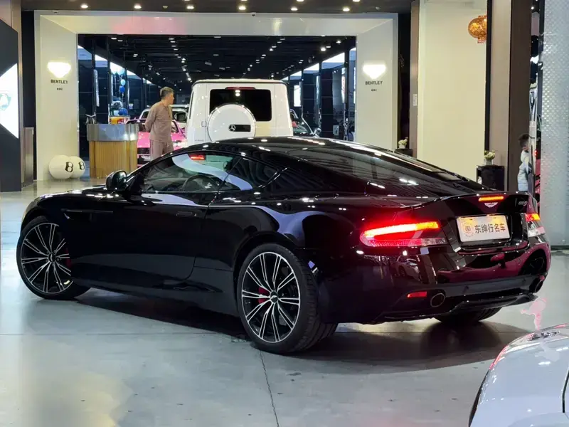2014 Aston Martin DB9 с пробегом 34 000 км