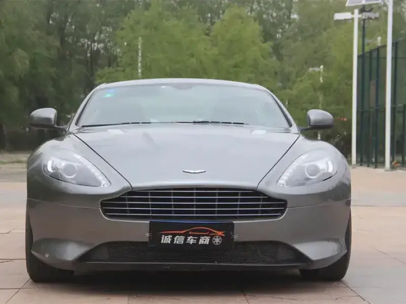 2014 Aston Martin DB9 с пробегом 26 000 км