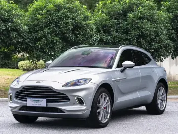 Aston Martin DBX