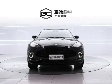 2021 Aston Martin DBX с пробегом 50 000 км