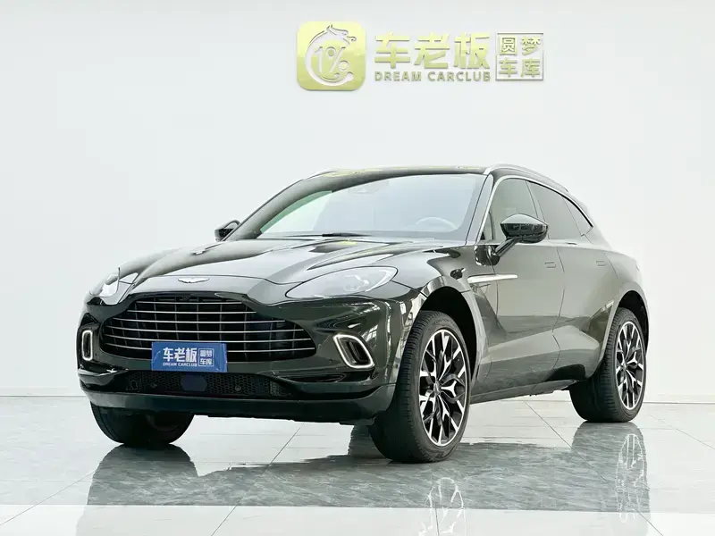 2022 Aston Martin DBX с пробегом 18 100 км