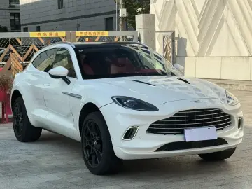 2020 Aston Martin DBX с пробегом 44 000 км