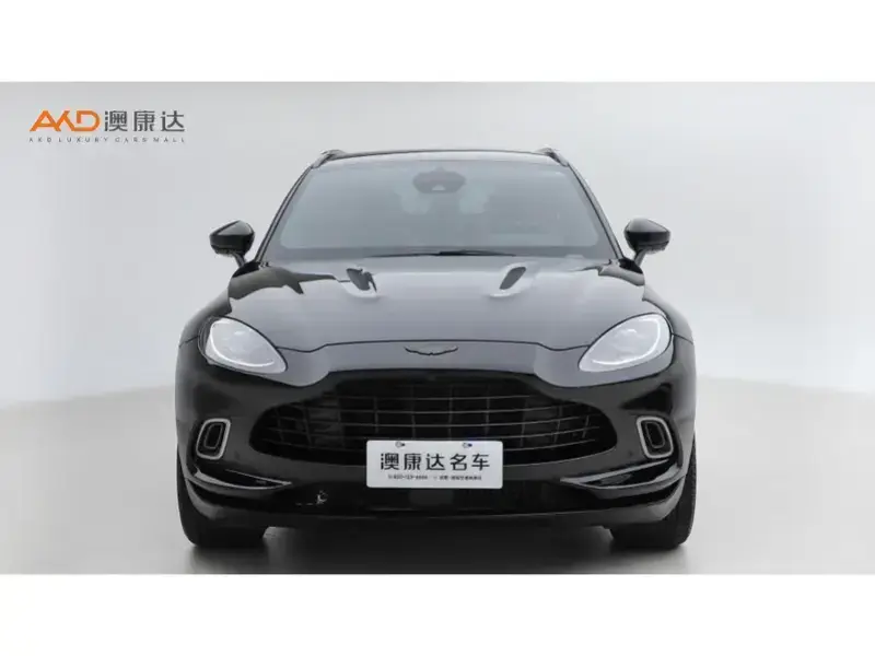 2022 Aston Martin DBX с пробегом 22 400 км