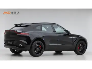 2022 Aston Martin DBX с пробегом 22 400 км