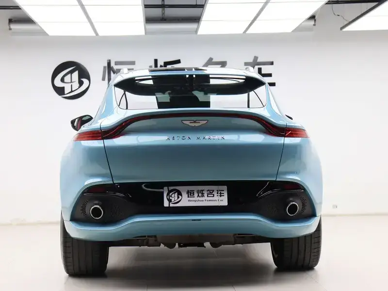 2022 Aston Martin DBX с пробегом 21 800 км