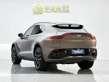 2020 Aston Martin DBX с пробегом 35 700 км