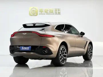 2020 Aston Martin DBX с пробегом 35 700 км