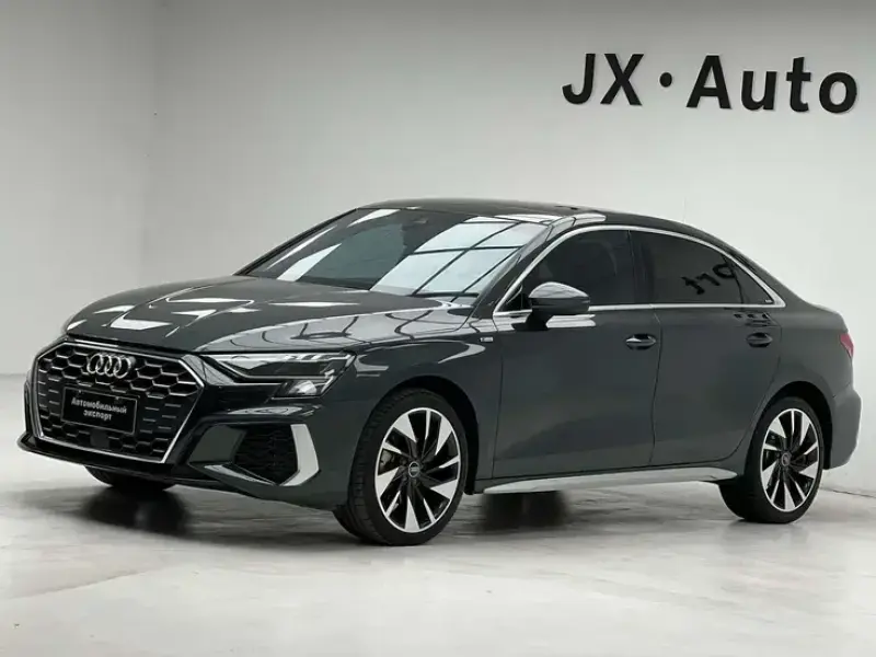2024 Audi A3 с пробегом 13 000 км
