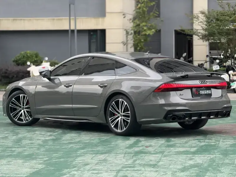 2022 Audi A7 с пробегом 68 000 км