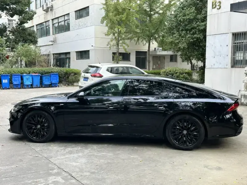 2021 Audi A7 с пробегом 60 000 км