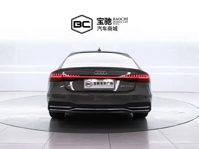 2022 Audi A7 с пробегом 77 000 км