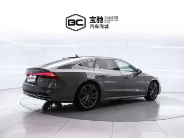2022 Audi A7 с пробегом 77 000 км
